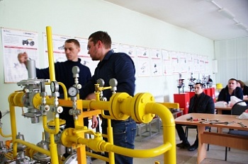 Специалисты «Ставропольгоргаз» повысили уровень профессионального мастерства по обслуживанию газорегулирующего оборудования