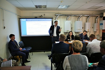 Специалисты «Газпром газораспределение Ставрополь» провели семинар-совещание с начальниками аварийно-диспетчерских служб