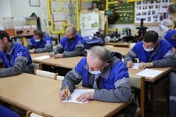 В АО «Газпром газораспределение Ставрополь» выбрали  лучшего слесаря по обслуживанию и ремонту внутридомового газового оборудования