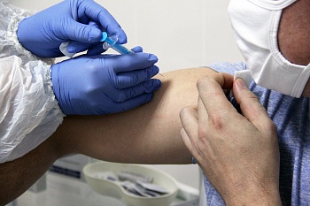 В «Газпром газораспределение Ставрополь» более 350 сотрудников вакцинировались от коронавирусной инфекции