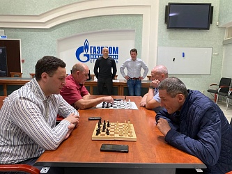 В газовых компаниях Ставрополья определили лучшего шахматиста